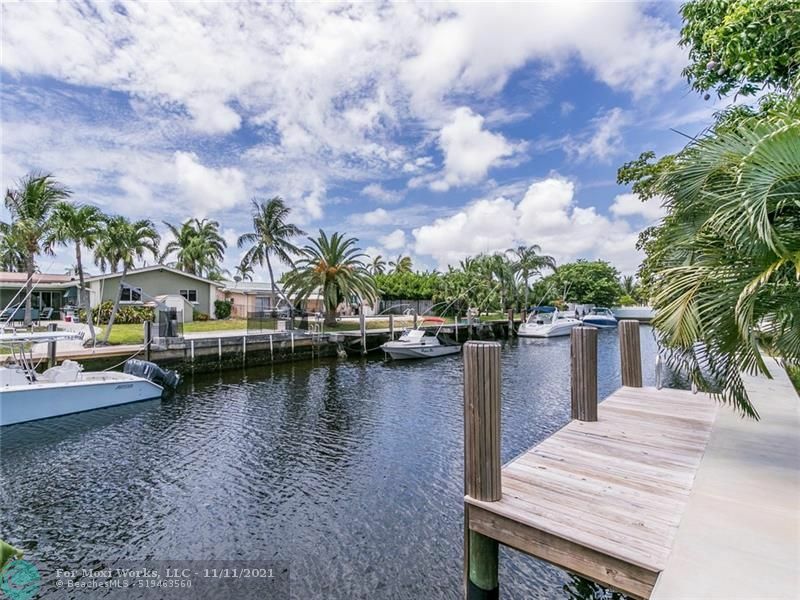 Property Photo:  918 SE 10th Way  FL 33060 