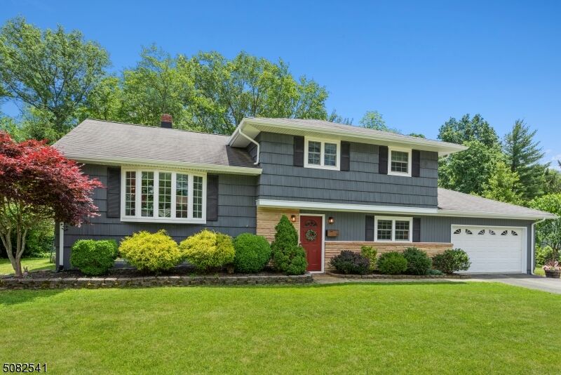 Property Photo: 33 Honeyman Dr NJ 07876