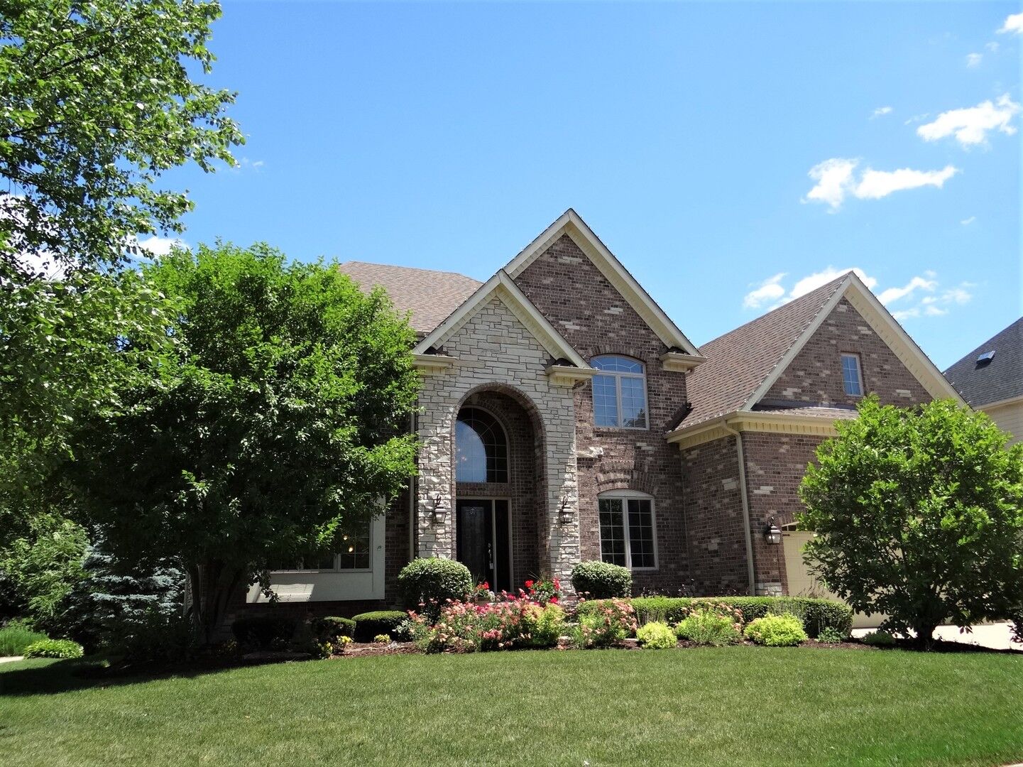 Property Photo:  3404 Keller Lane  IL 60565 