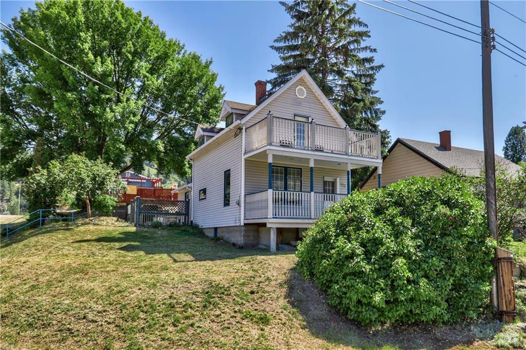 Property Photo: 1025 Sicamous Avenue BC V0E1M0