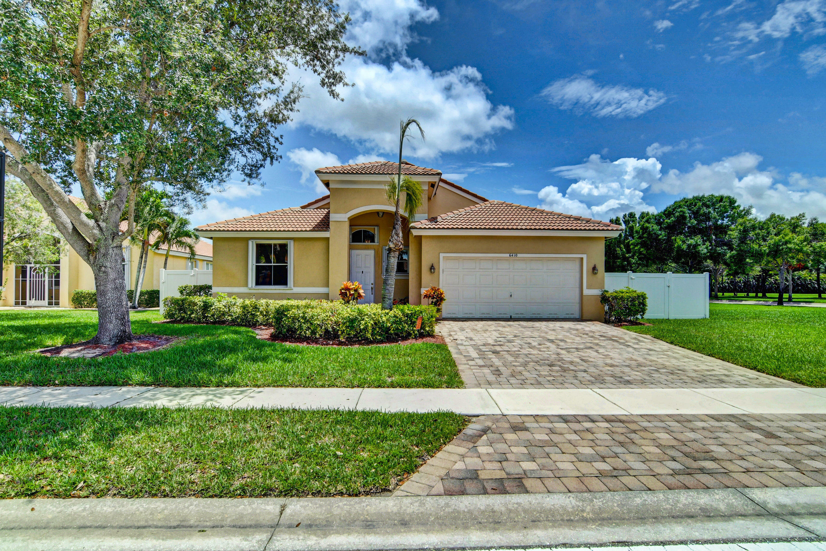 Property Photo:  6410 C Durham Drive  FL 33467 