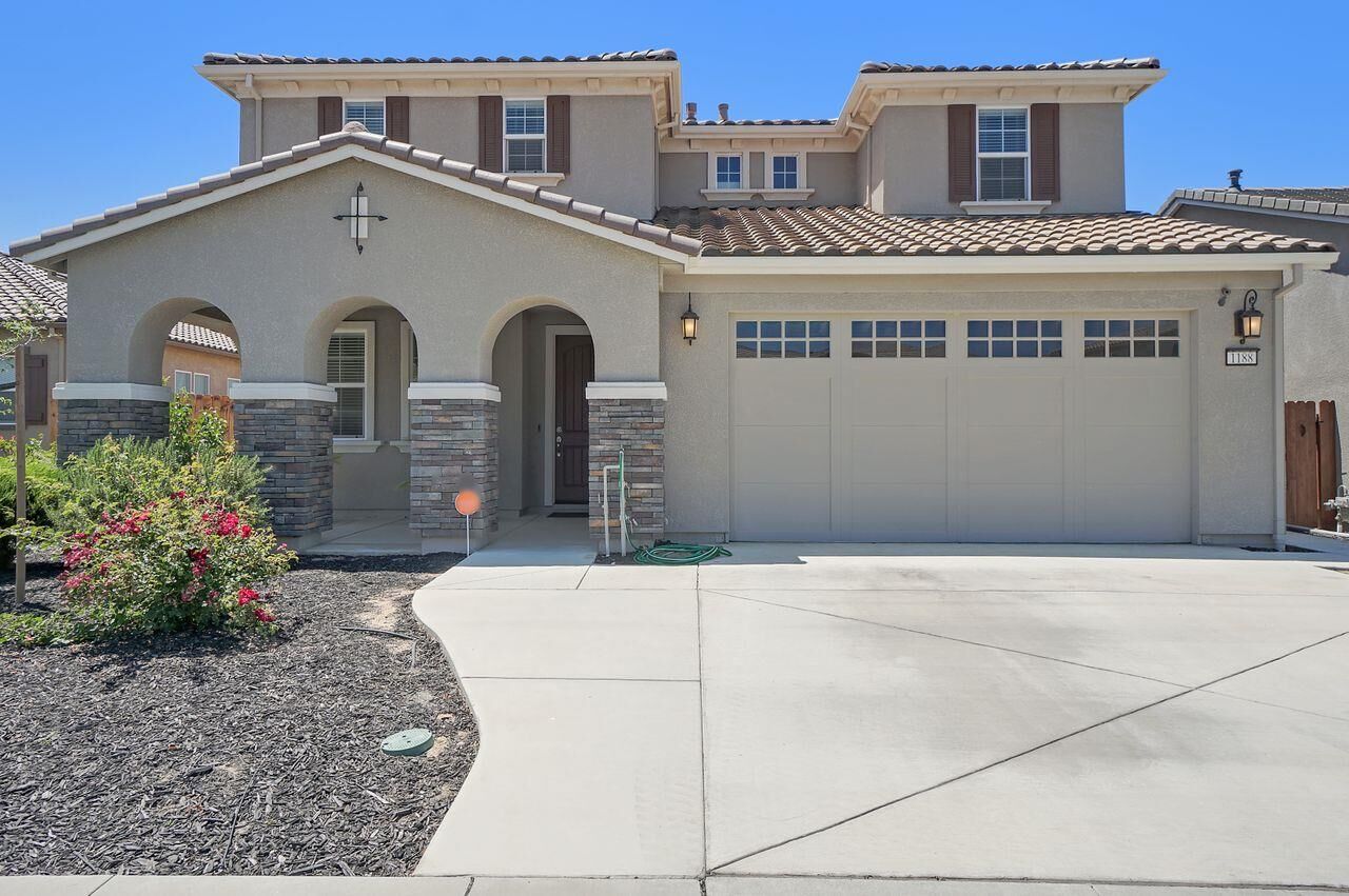 Property Photo:  1188 La Colina Street  CA 93960 
