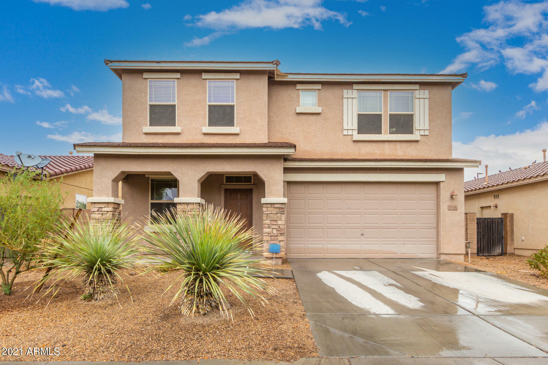 Property Photo: 17426 W Mesquite Drive AZ 85338