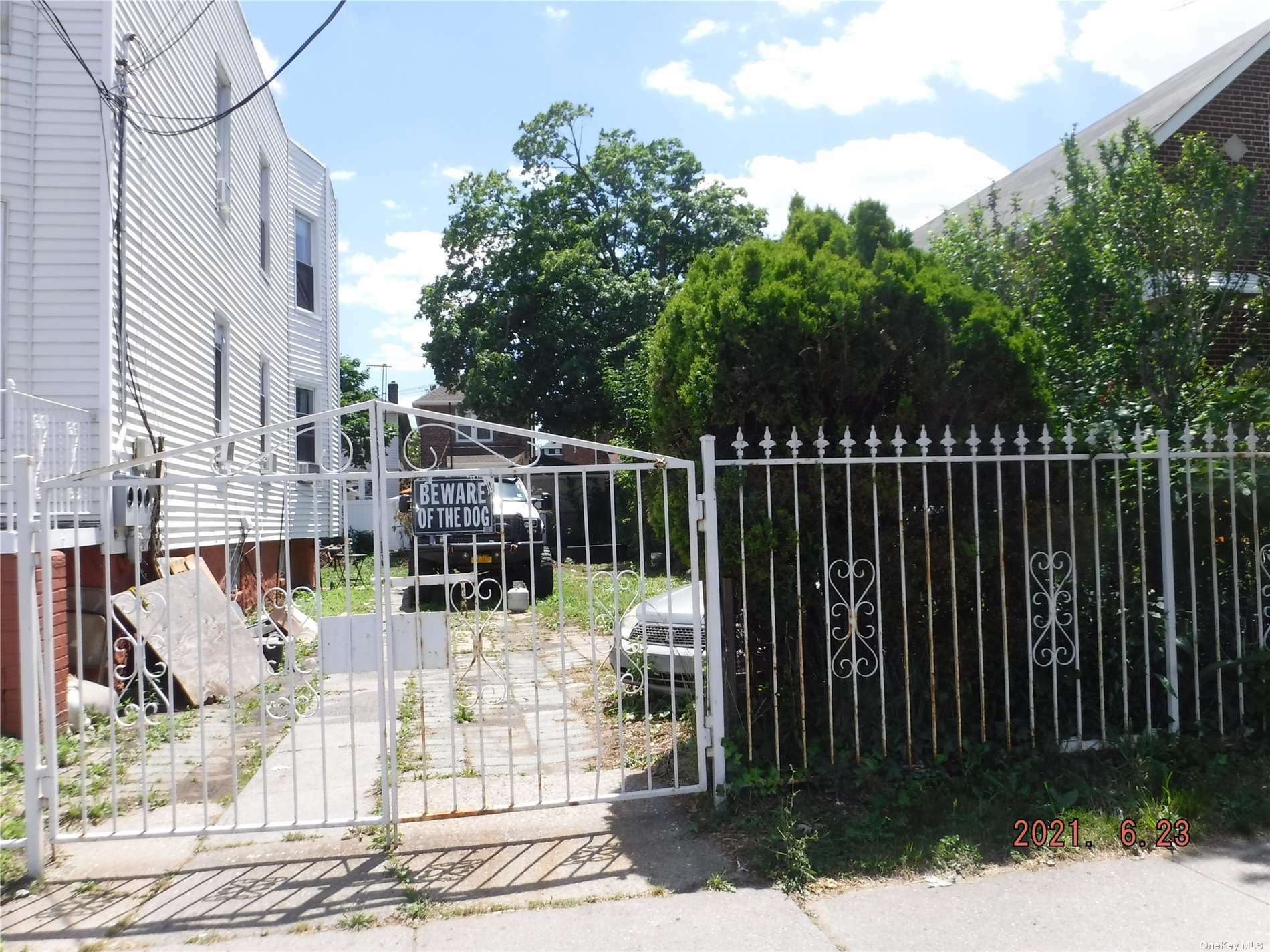 Property Photo: 2258 Bruckner Boulevard NY 10473