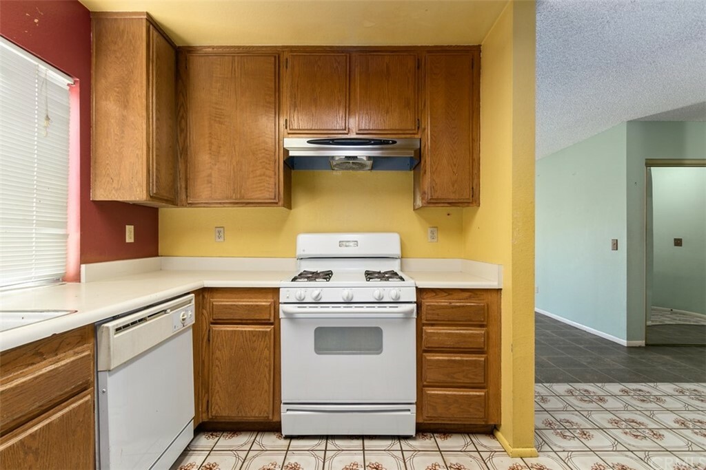 Property Photo:  16543 San Jacinto Avenue  CA 92336 