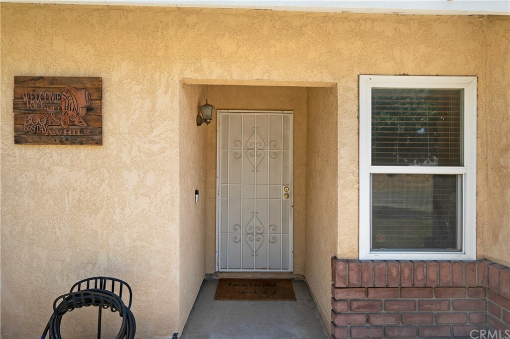 Property Photo:  1506 Karon Street  CA 92374 