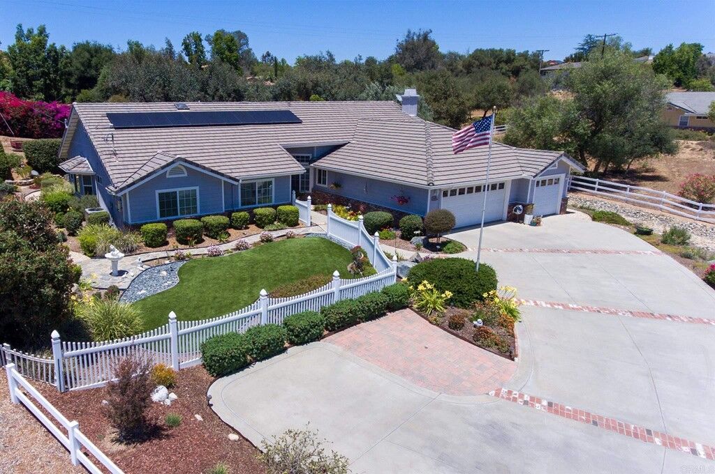 Property Photo: 1159 Dallas Road CA 92028
