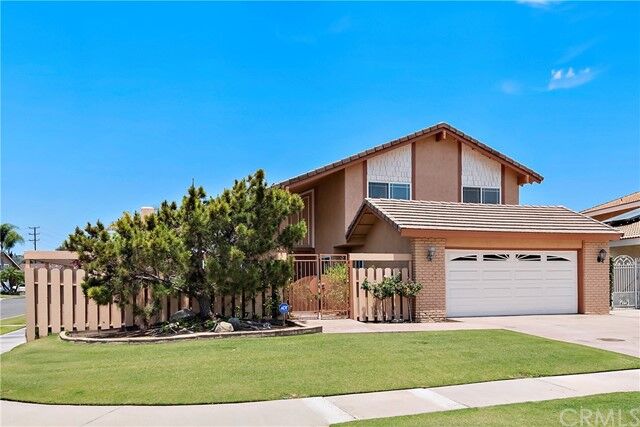 Property Photo: 7301 E Paseo Laredo CA 92808
