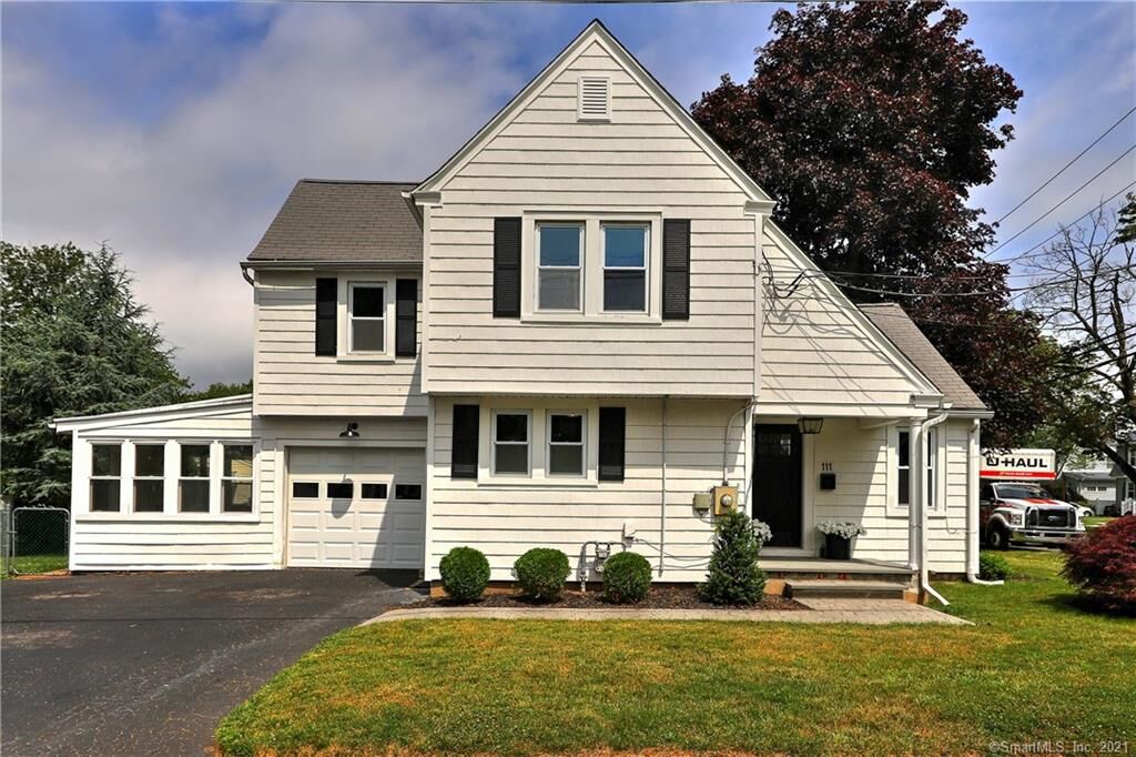 Property Photo: 111 Rivercliff Drive CT 06460