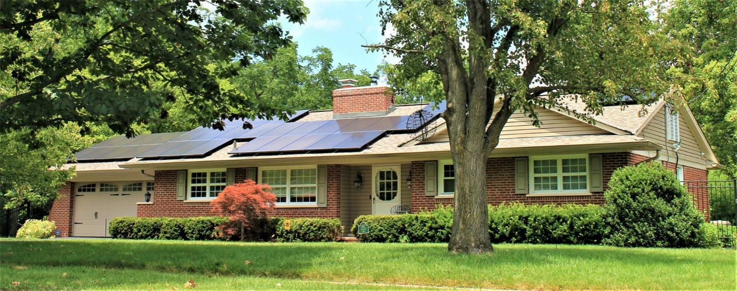 Property Photo: 1432 Oak Knoll Dr OH 45224