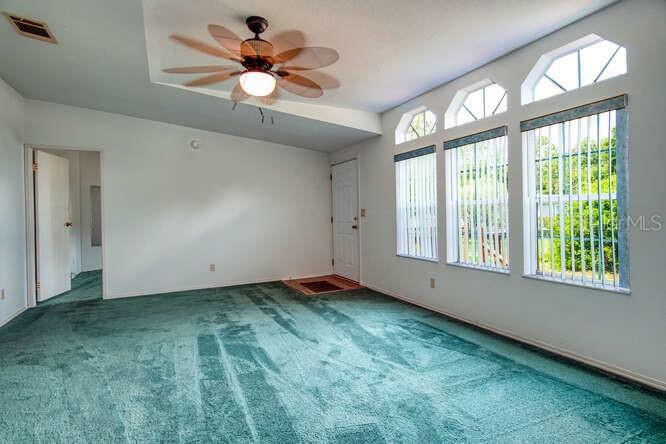 Property Photo: 1909 Ridge Meadow Drive FL 33809