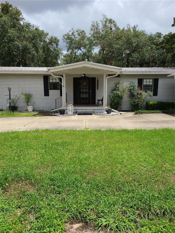 Property Photo:  18995 SE 15th Lane  FL 34488 