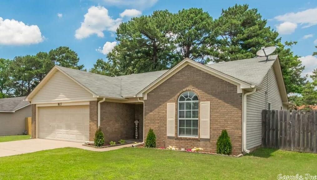 Property Photo:  817 Amy Circle  AR 72022 
