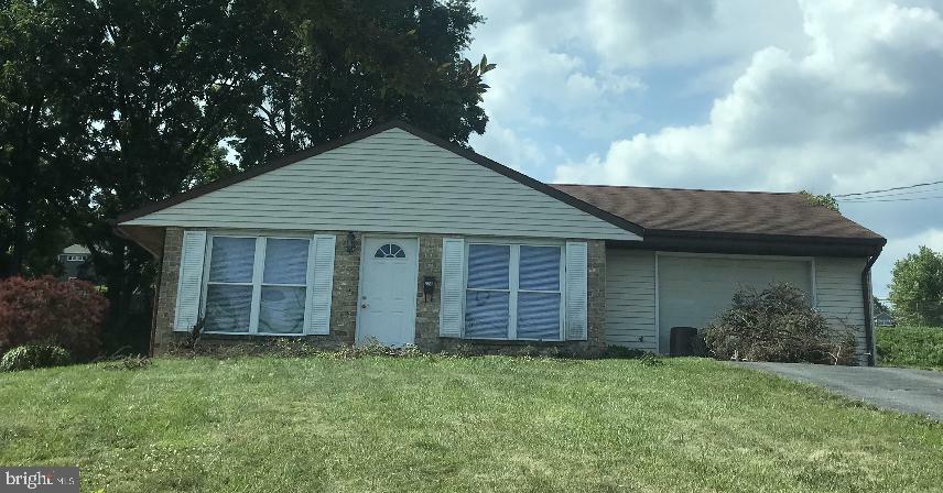 Property Photo: 725 Walnut Street PA 17043