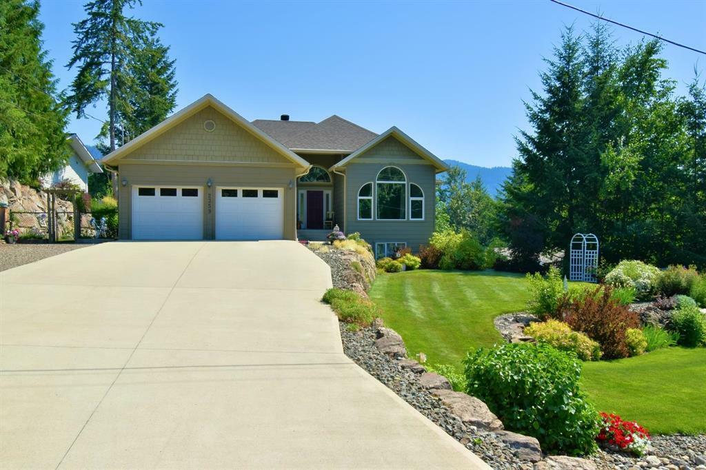 Property Photo: 2359 Pleasant Dale Road BC V0E 1H2