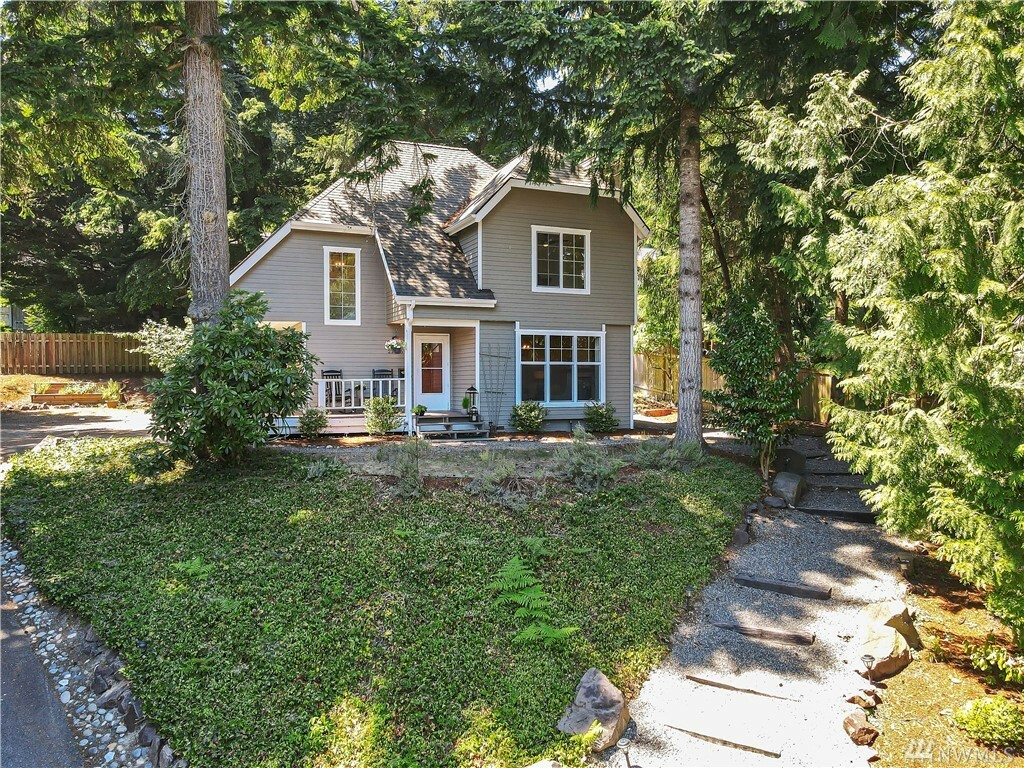 Property Photo:  21906 3rd Dr SE  WA 98021 