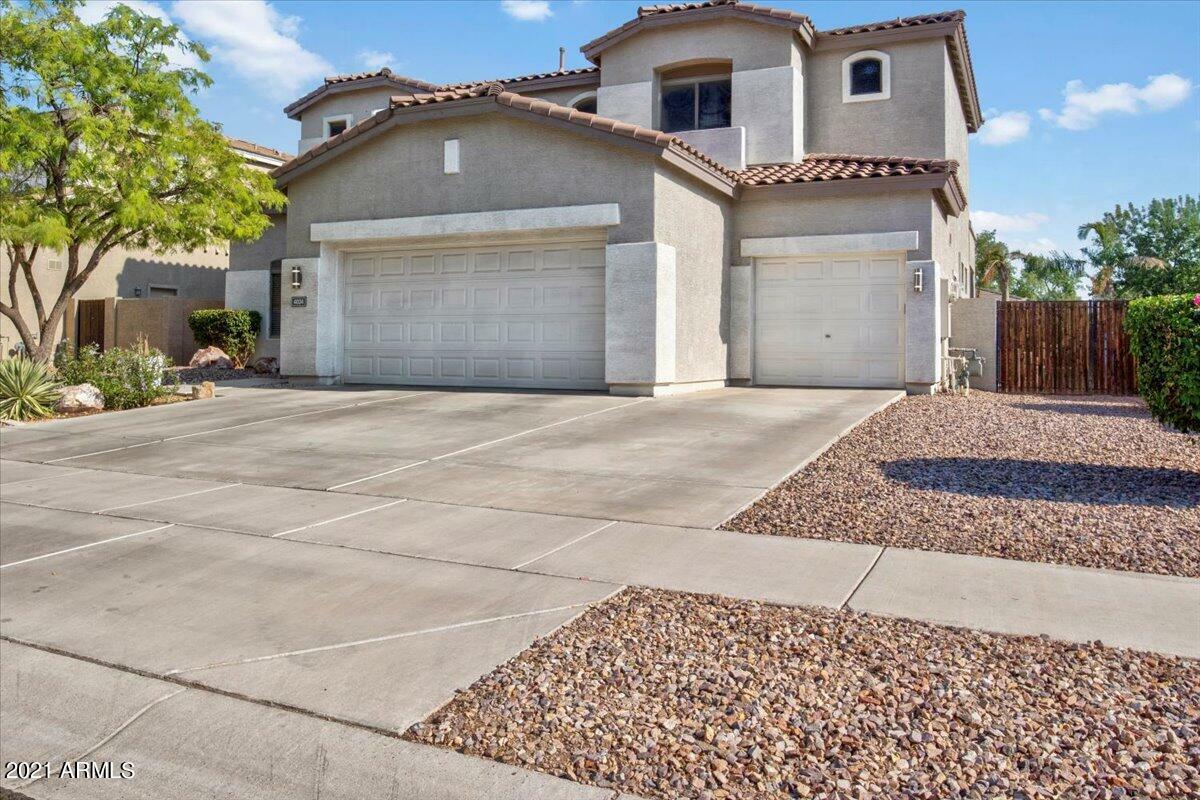 Property Photo:  4034 E Reins Road  AZ 85297 