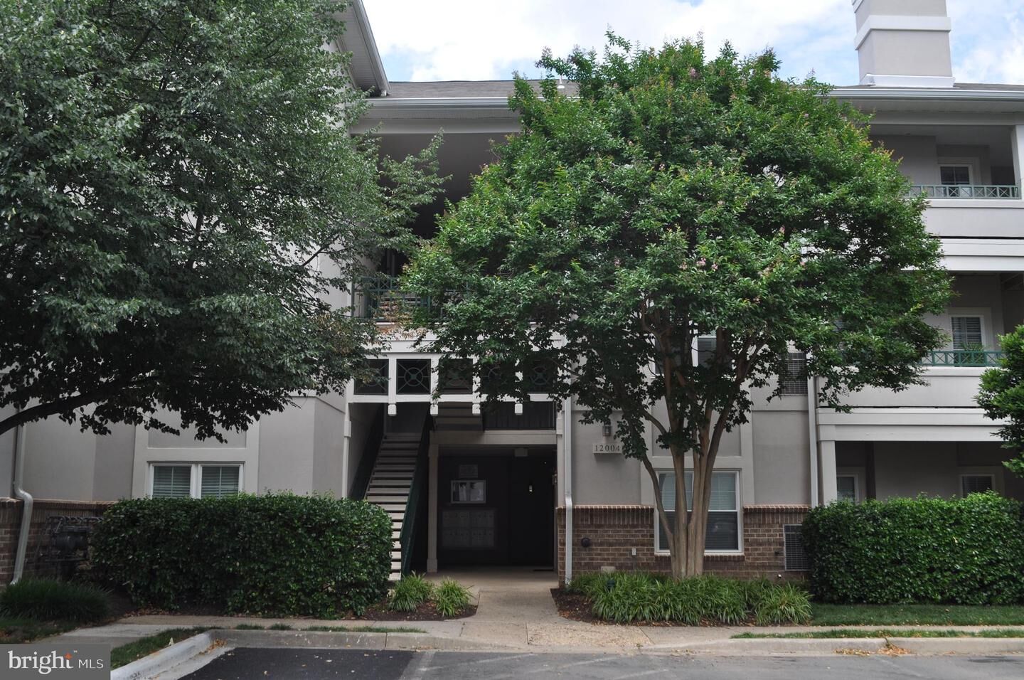 Property Photo:  12004 Taliesin Place 35  VA 20190 