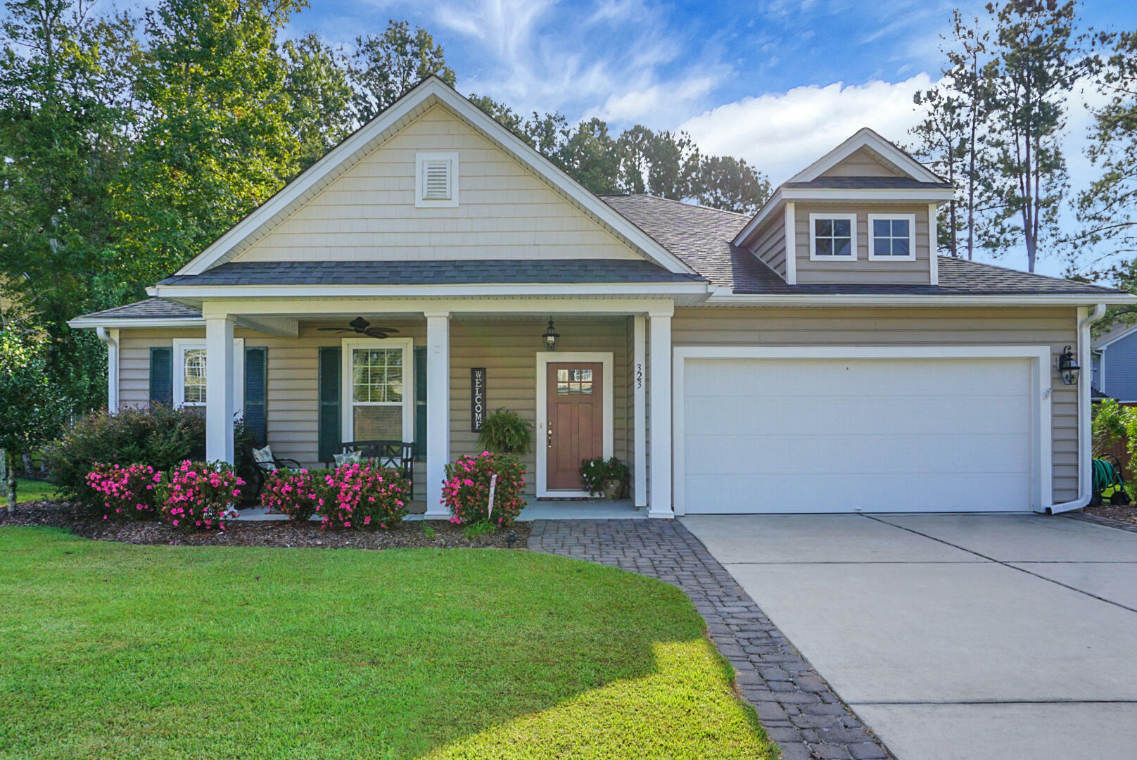 Property Photo: 323 Foxbank Plantation Boulevard SC 29461