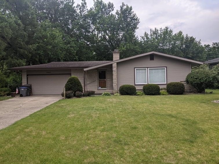 Property Photo:  3307 Superior Street  IN 46516 