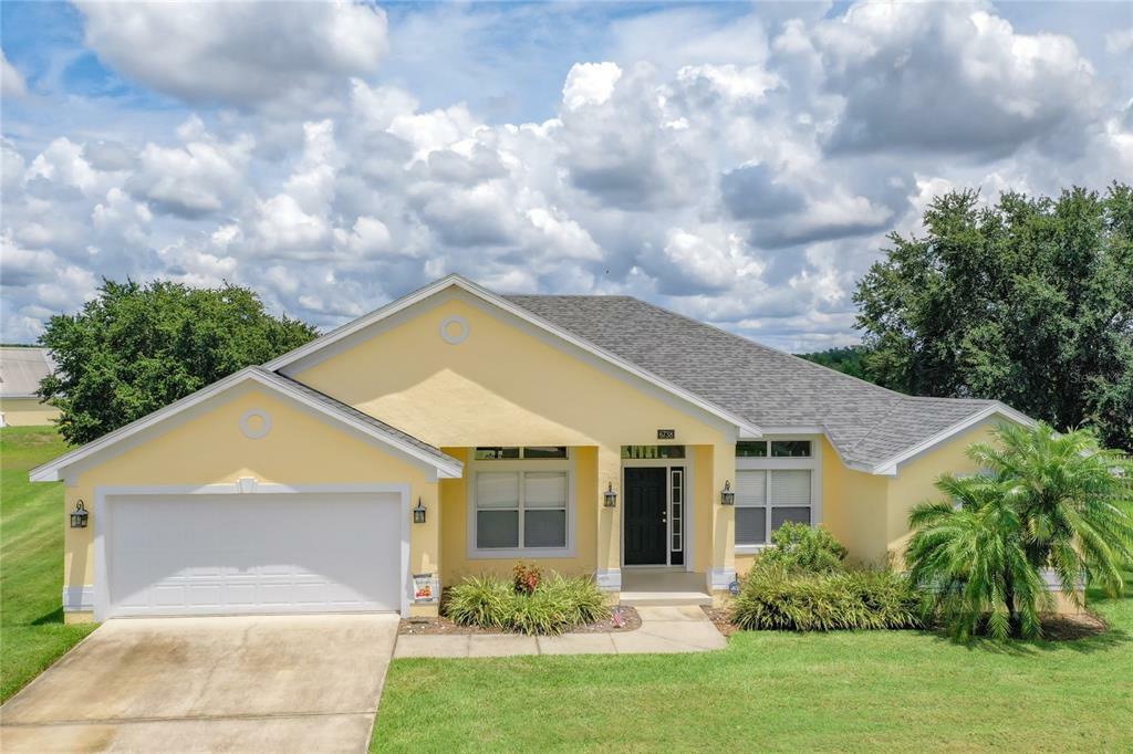 Property Photo:  6738 Ashbury Drive  FL 33809 