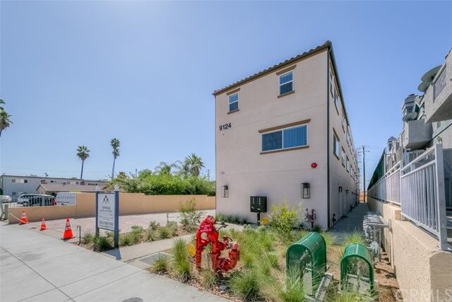 Property Photo: 9124 Huntington Drive 4 CA 91775