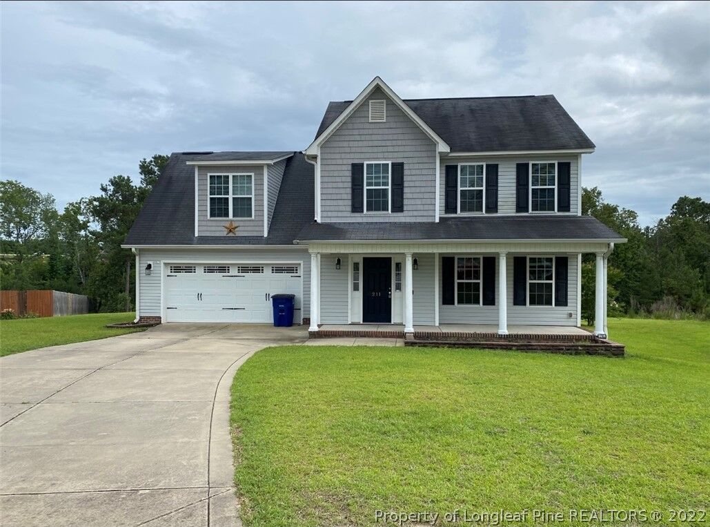 Property Photo:  211 Berkshire Court  NC 28376 