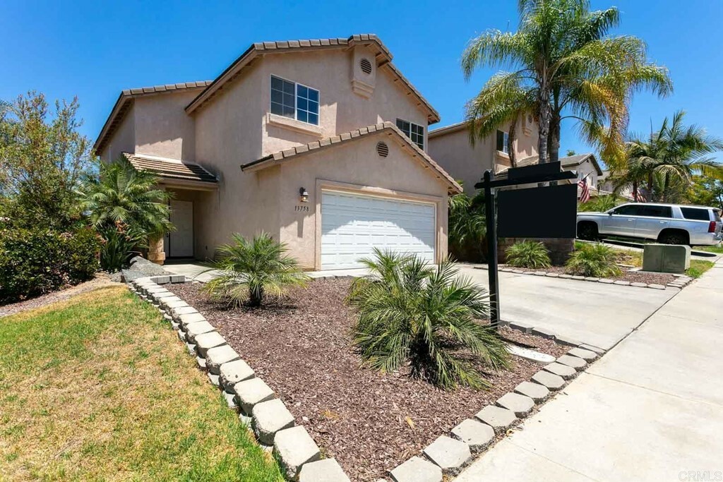 Property Photo:  13758 Gateway View Drive  CA 92021 