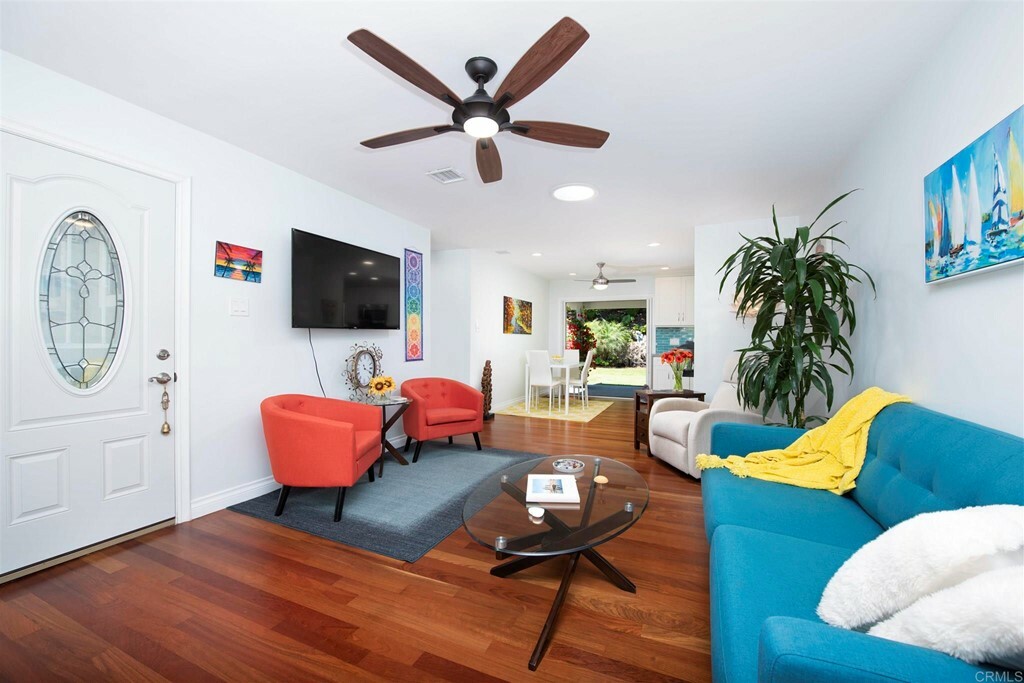 Property Photo: 403 Foussat CA 92054