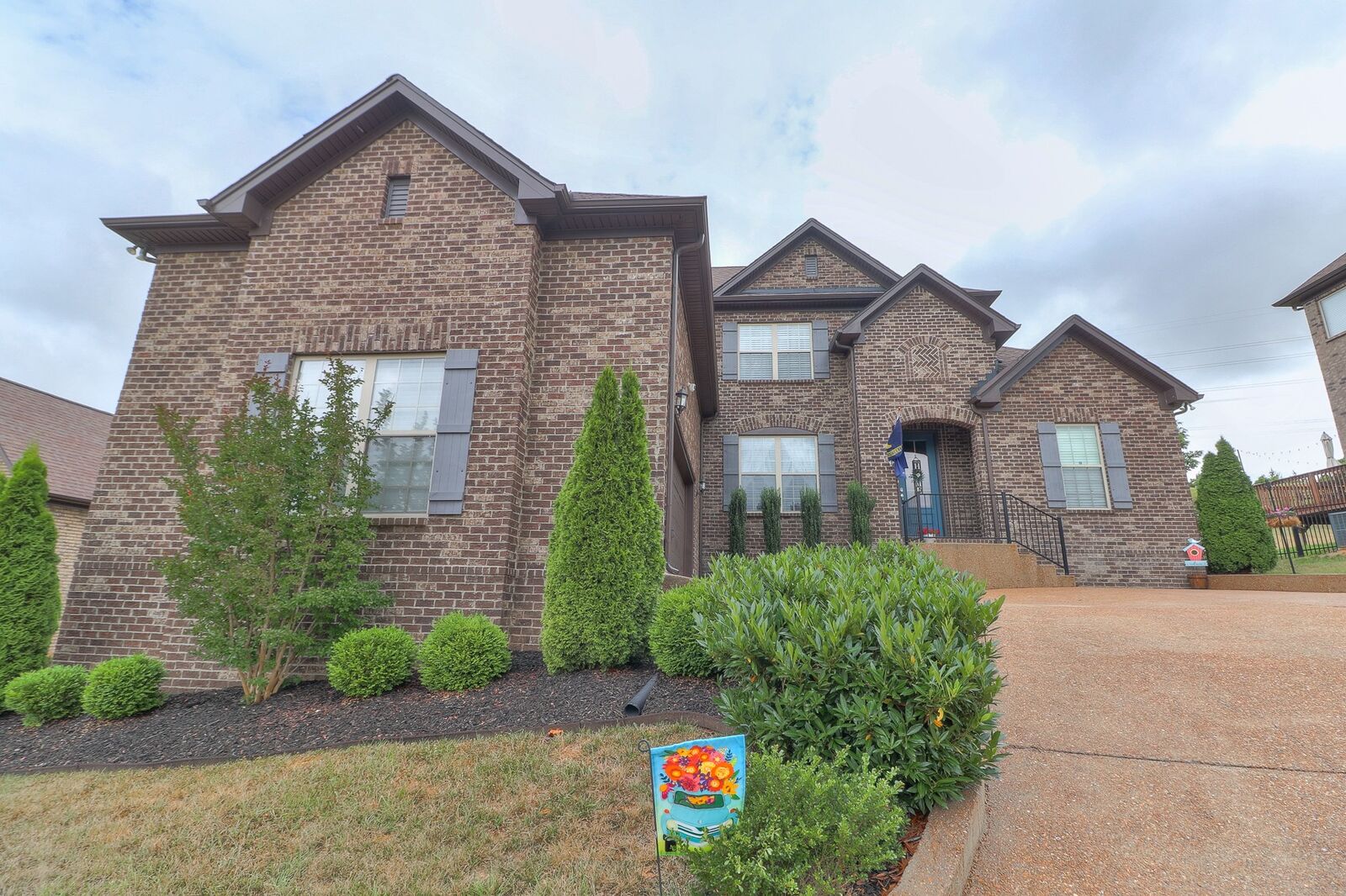 Property Photo:  145 Brierfield Way  TN 37075 