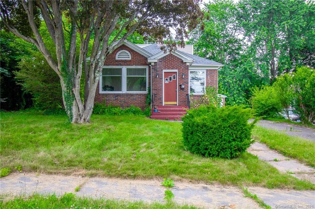 Property Photo:  67 Laurel Heights  CT 06451 