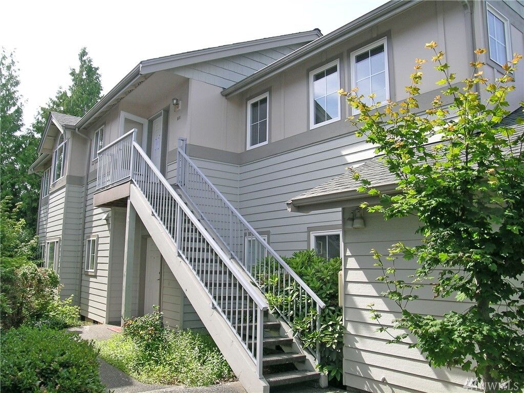 Property Photo:  569 W Kellogg Rd  WA 98226 