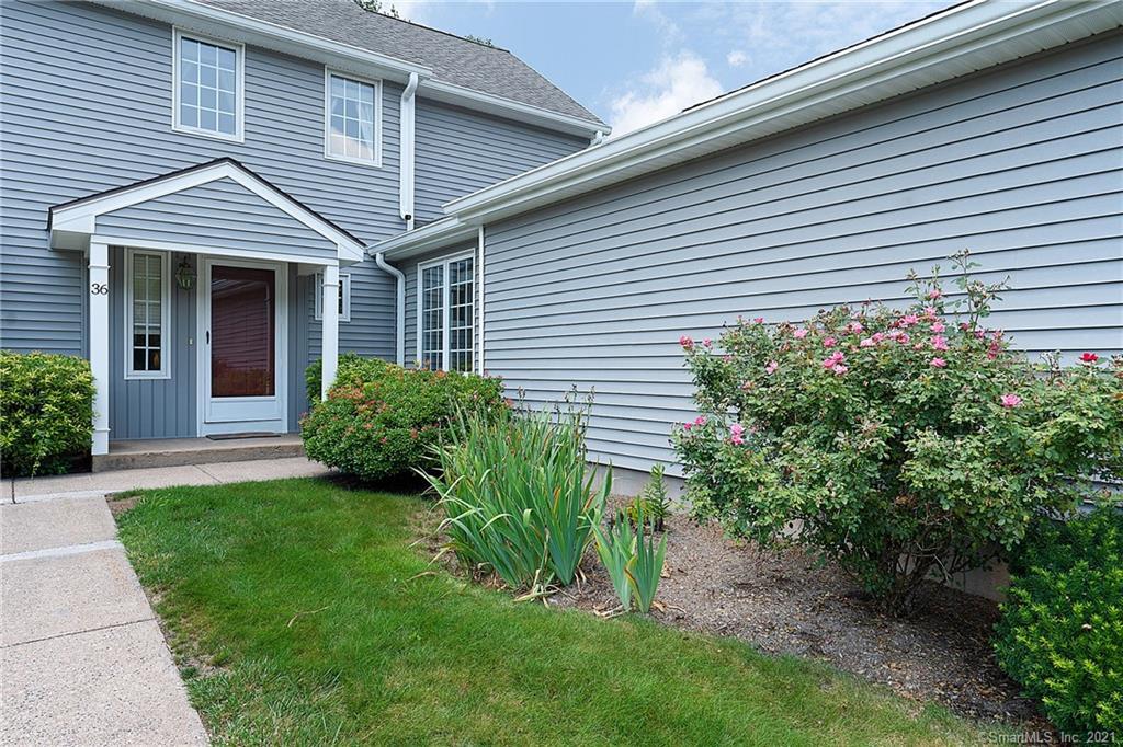 Property Photo: 36 Suffolk Road 36 CT 06073