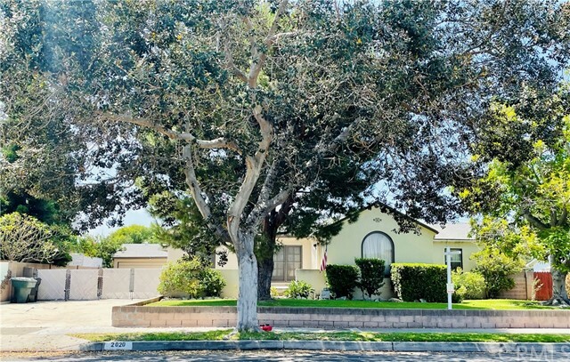 Property Photo:  2020 W Orange Avenue  CA 92804 