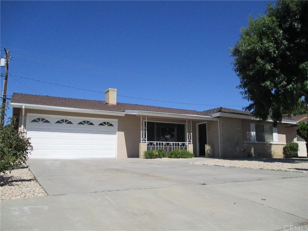 Property Photo:  1215 Emerald Street  CA 92543 