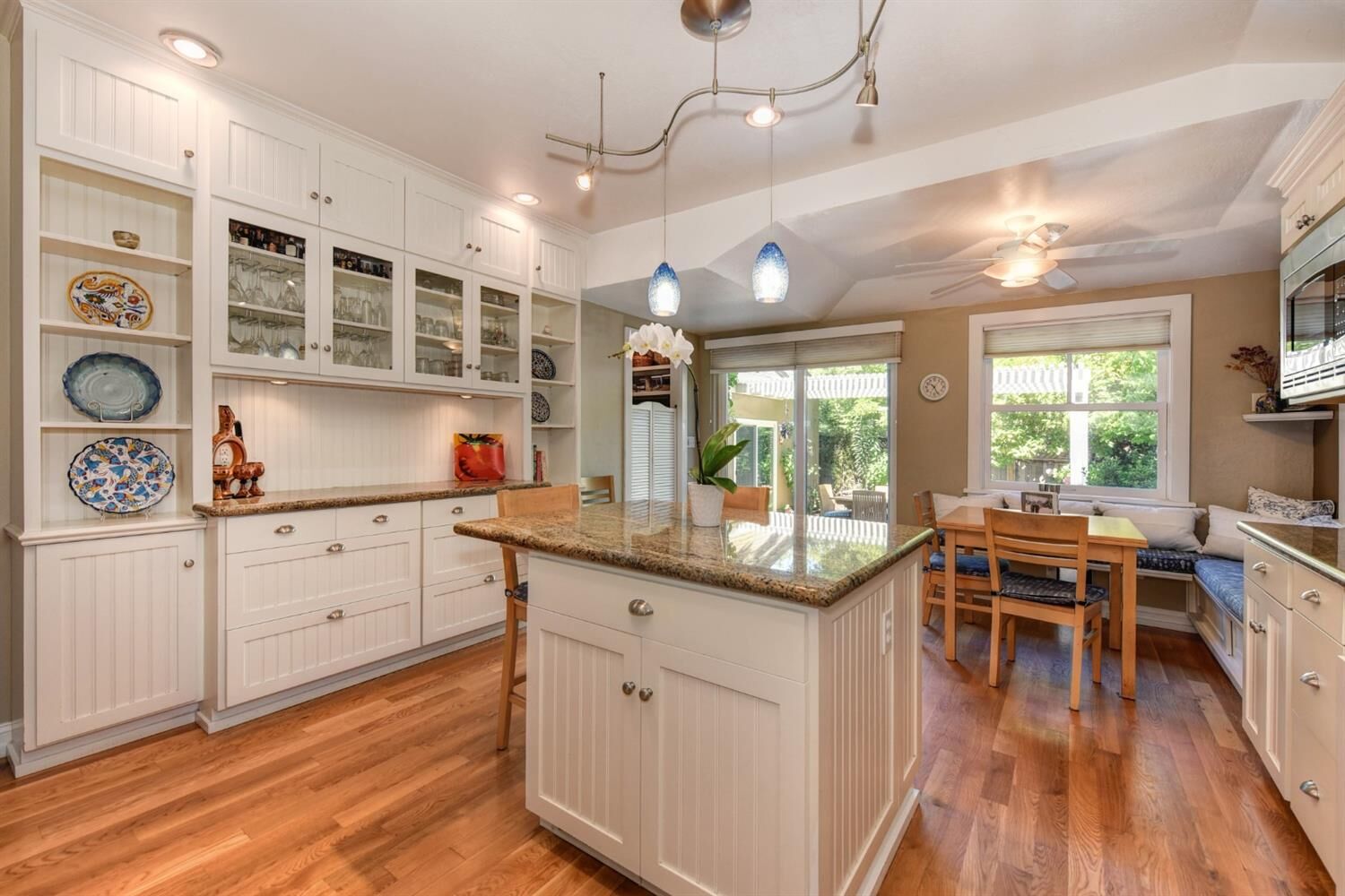Property Photo: 320 41st Street CA 95819