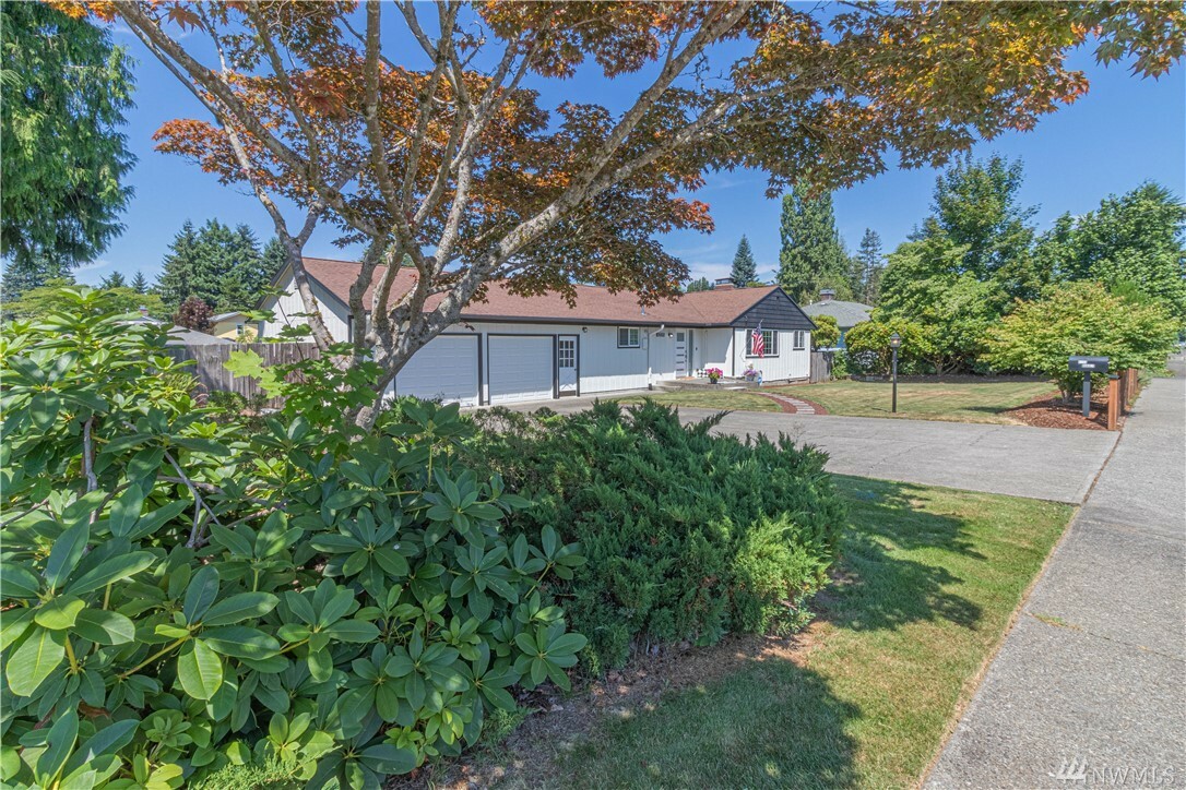 Property Photo:  4209 Hoadly St SE  WA 98501 