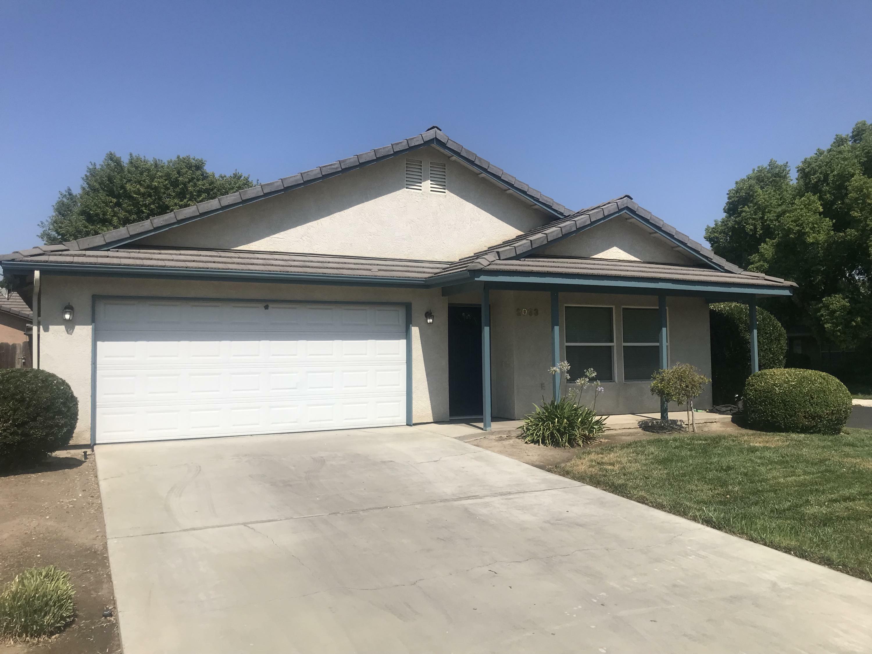 2033 S Cain Street  Visalia CA 93292 photo