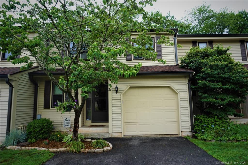 Property Photo: 21 Tanner Crossing 21 CT 06109
