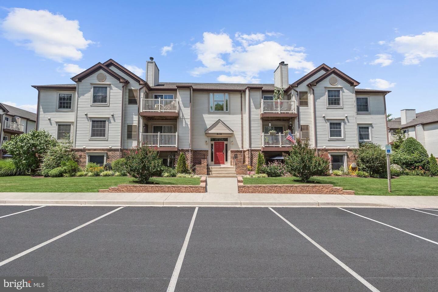 Property Photo: 808 Stratford Way D MD 21701