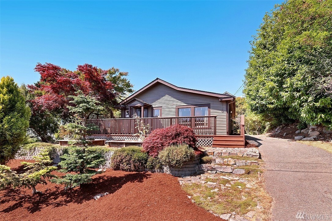Property Photo: 110 NW 101st St WA 98177