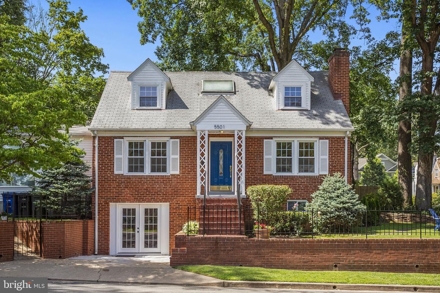 Property Photo:  5501 11th Street N  VA 22205 