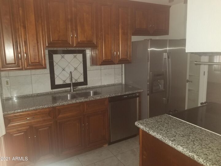 Property Photo:  2514 E Manhatton Drive  AZ 85282 