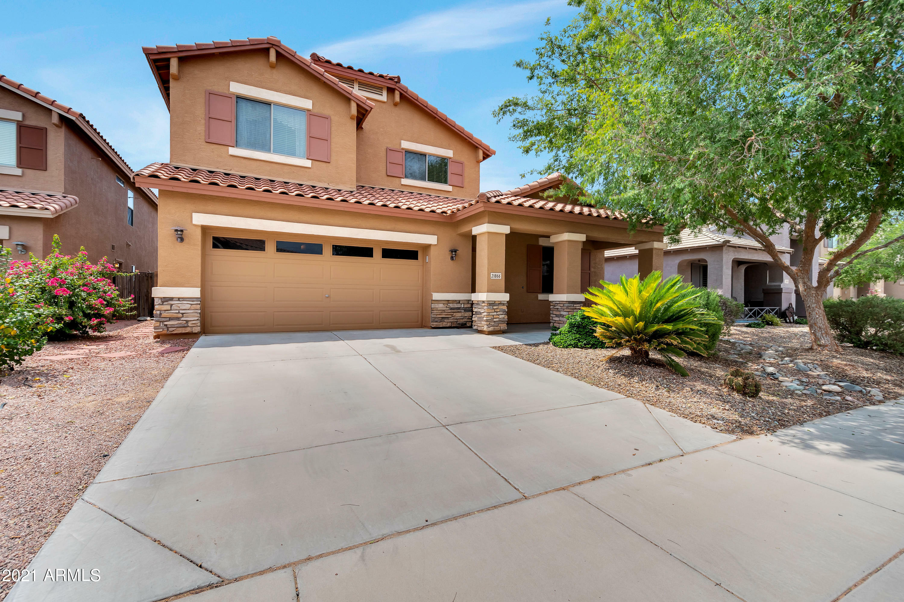 Property Photo:  21866 N Dietz Drive  AZ 85138 