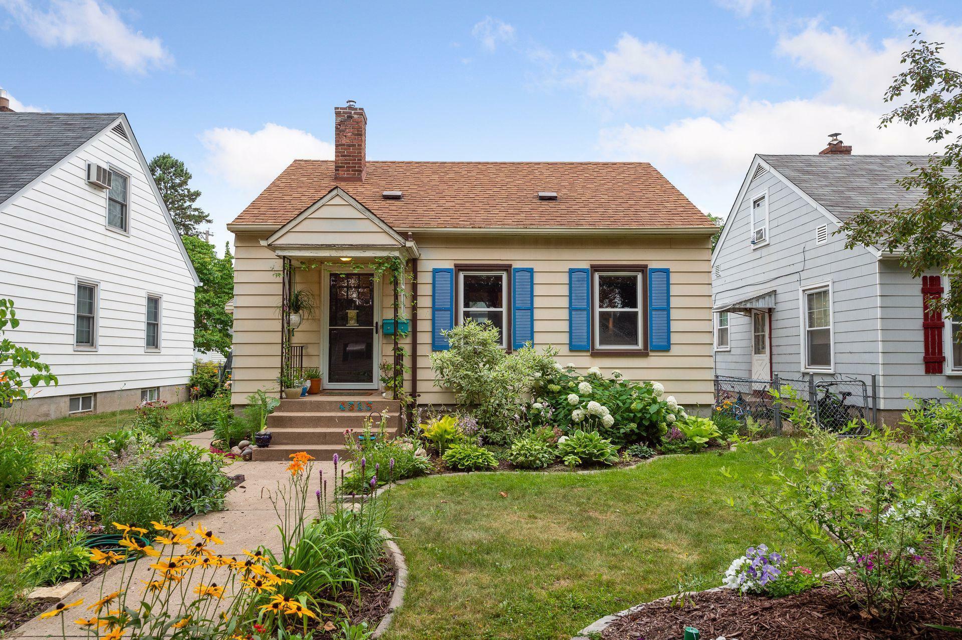 Property Photo:  4315 Logan Avenue N  MN 55412 