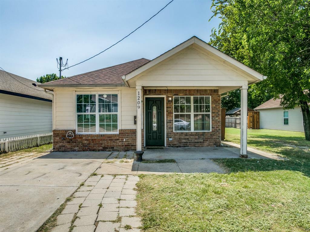 Property Photo:  1209 F Avenue  TX 75074 