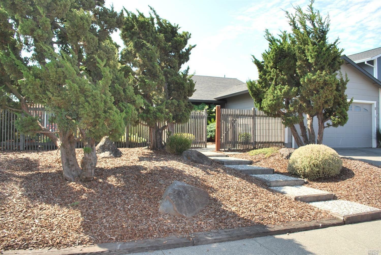 1632 Sarkesian Drive  Petaluma CA 94954 photo