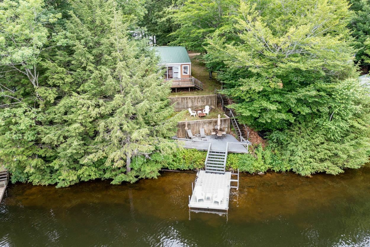 Property Photo:  14 Hemlock Drive  NH 03237 