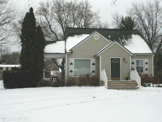 Property Photo:  739 Aster Avenue  MI 49423 