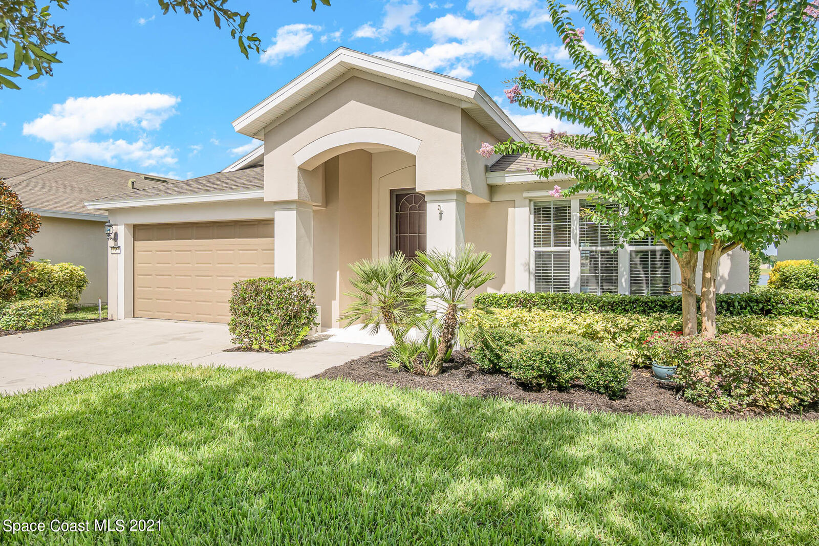 Property Photo: 3355 Finola Avenue SE FL 32909
